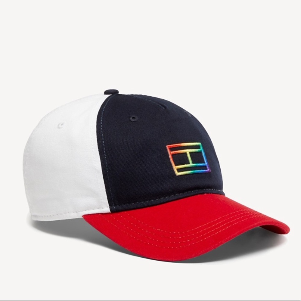 Tommy Hilfiger Cap NWOT 🌈